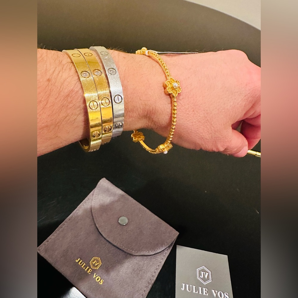 Authentic Luxury Minimalist Julie Vos Flower Pearl Station Bangle/Bracelet - Picture 9 of 17